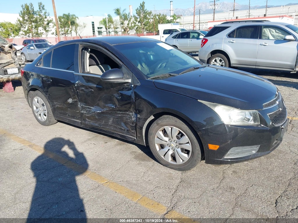 2012 Chevrolet Cruze LS photo 1