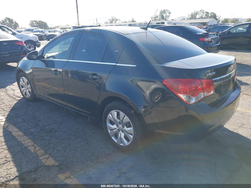 2012 Chevrolet Cruze LS photo 3