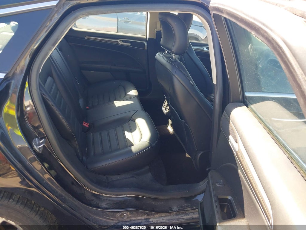 2017 Ford Fusion SE photo 8