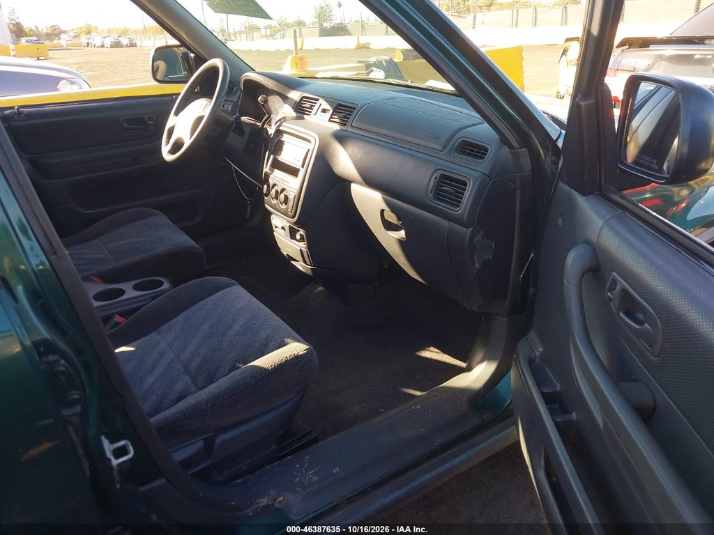 2000 Honda CR-V LX photo 5