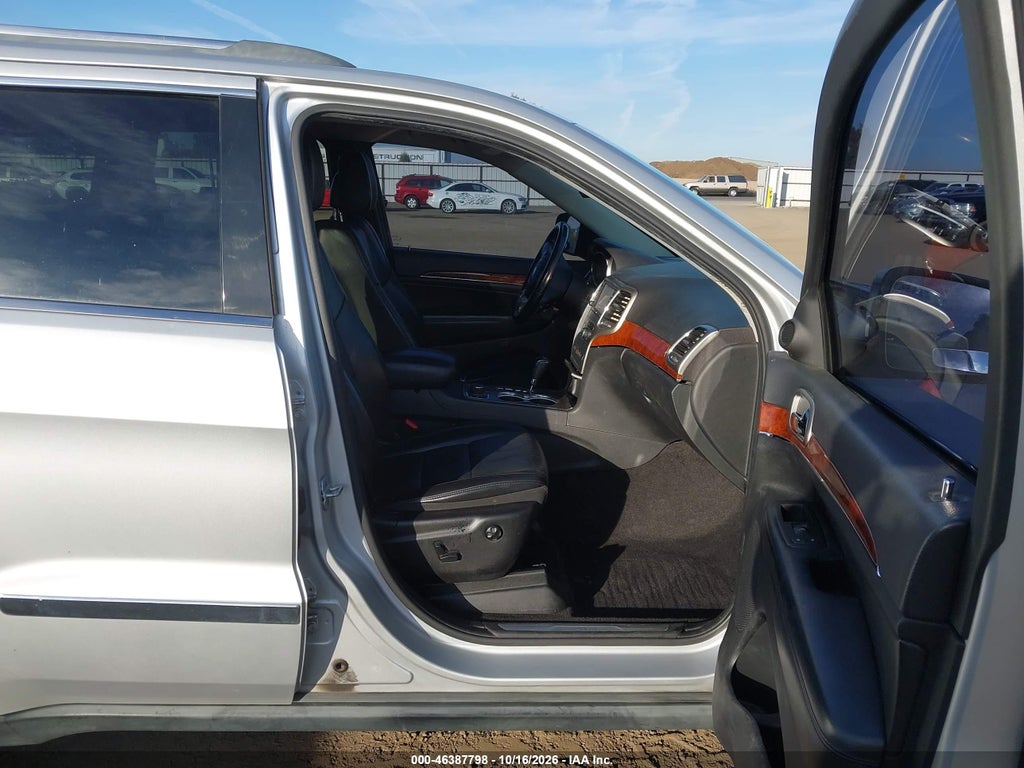2011 Jeep Grand Cherokee Limited photo 5