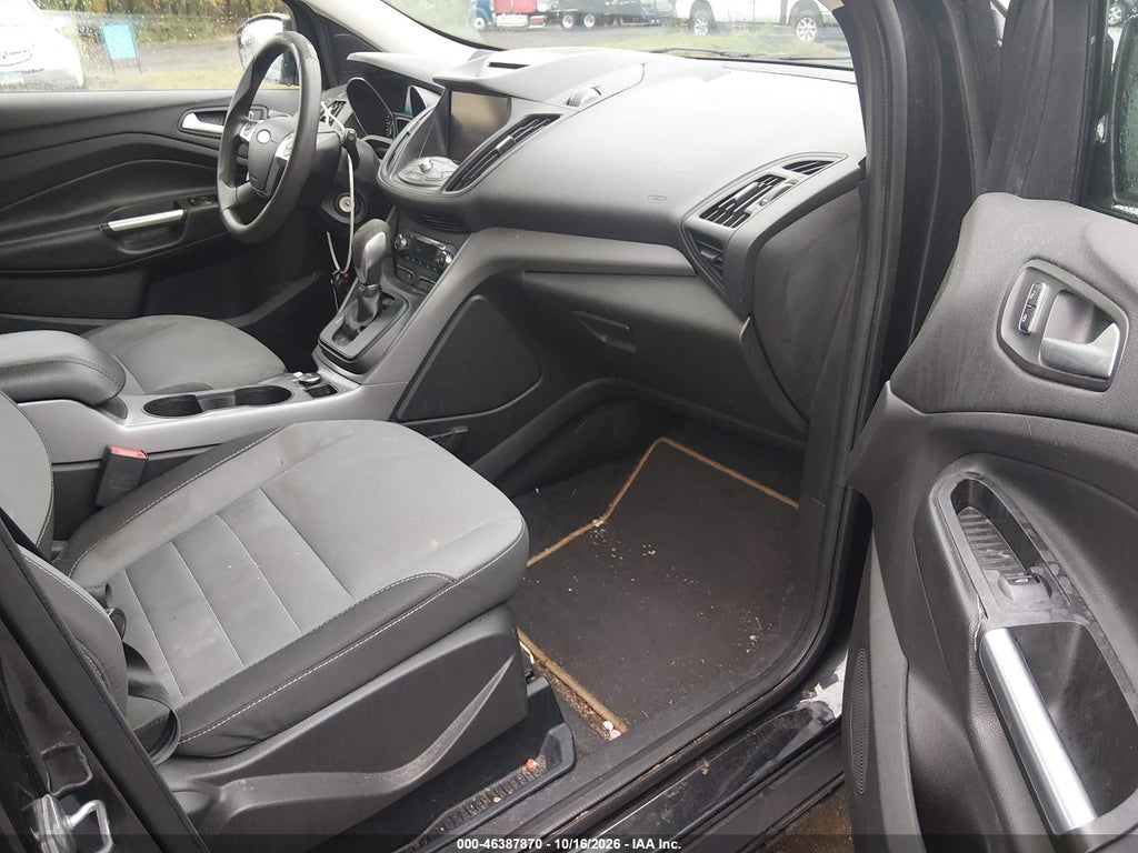 2015 Ford Escape SE photo 5