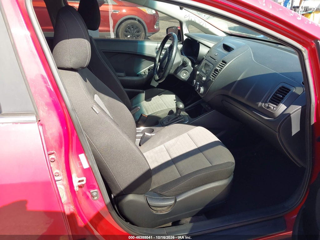 2015 Kia Forte EX photo 5
