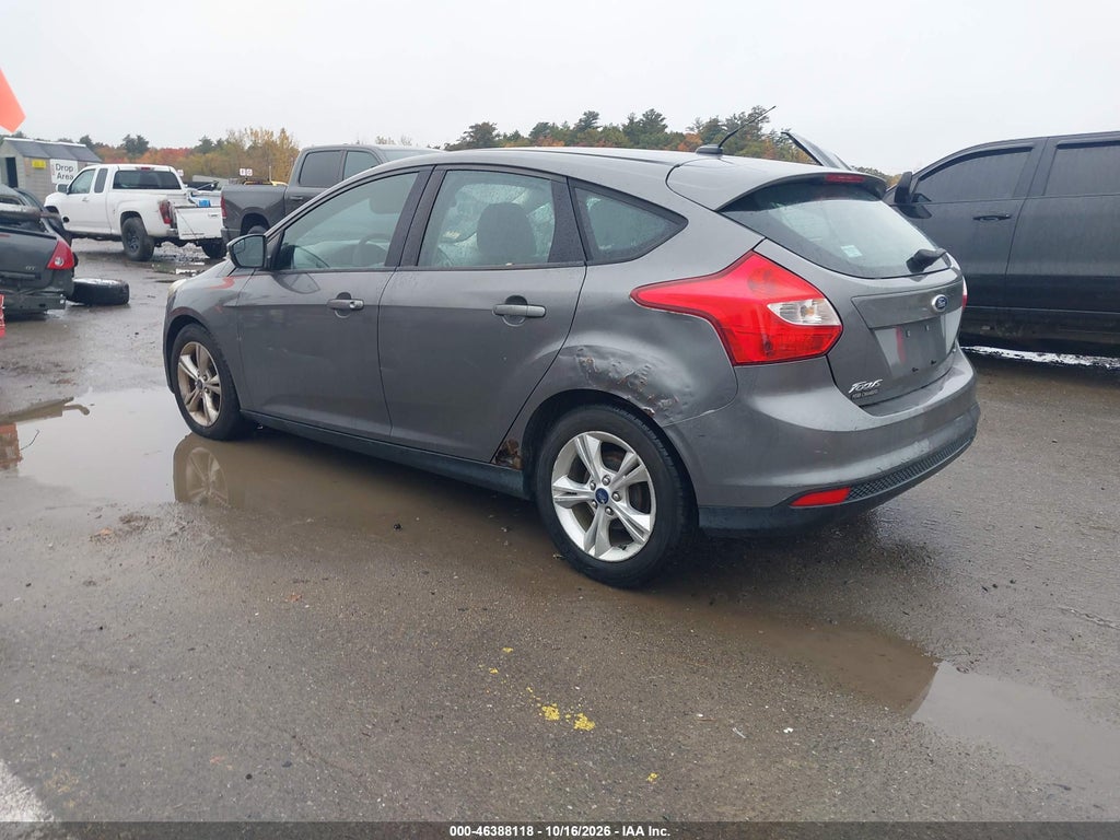 2013 Ford Focus SE photo 3