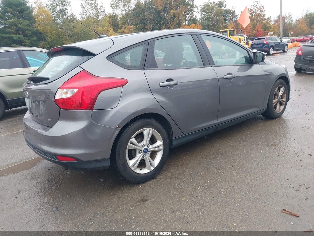 2013 Ford Focus SE photo 4