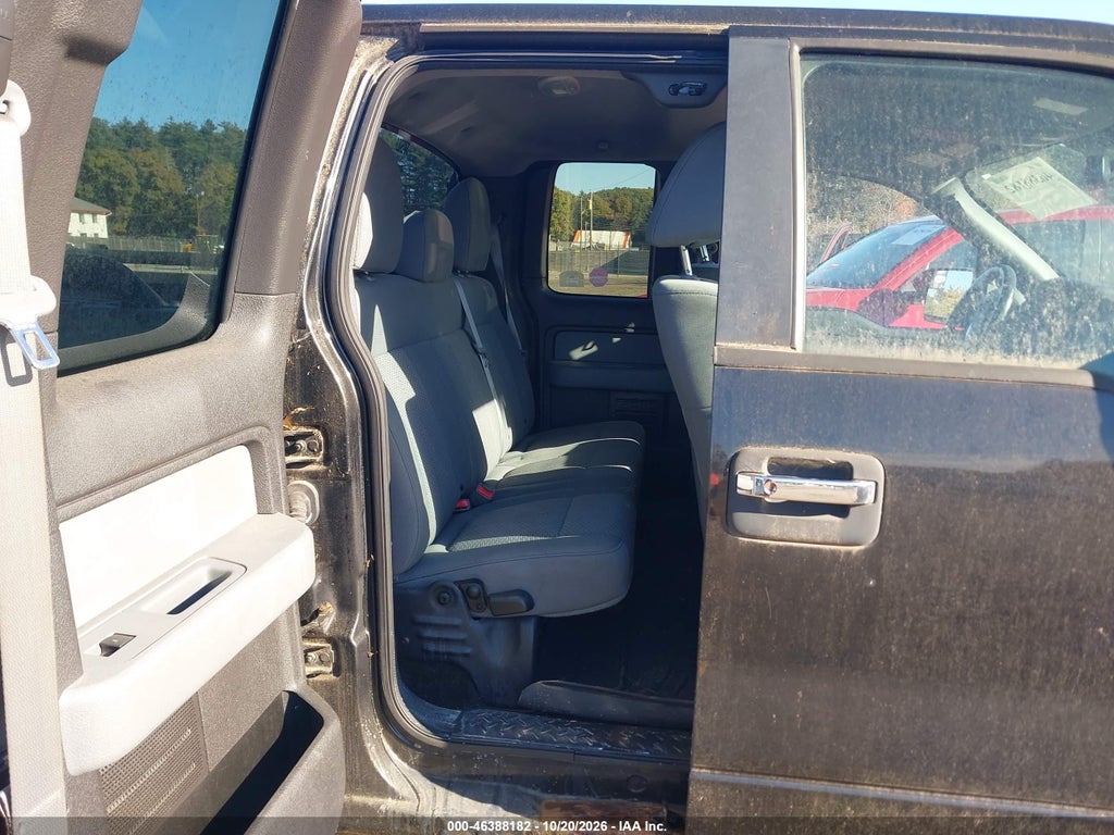 2011 Ford F-150 XLT photo 8