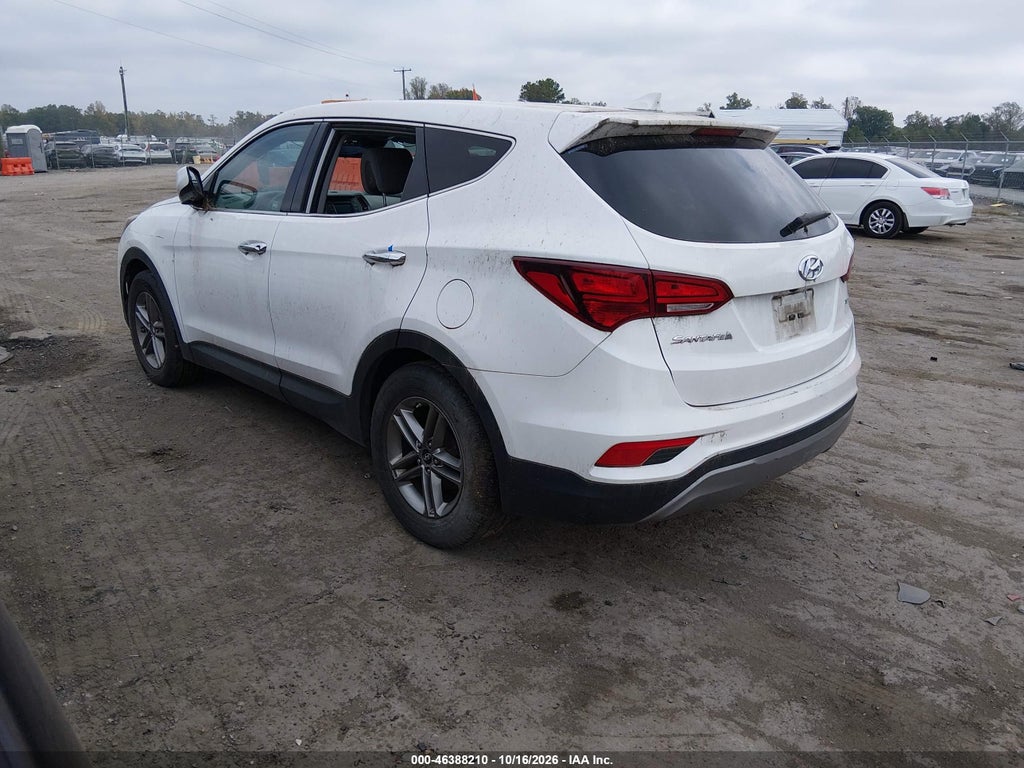 2017 Hyundai Santa FE Sport 2.4L photo 3