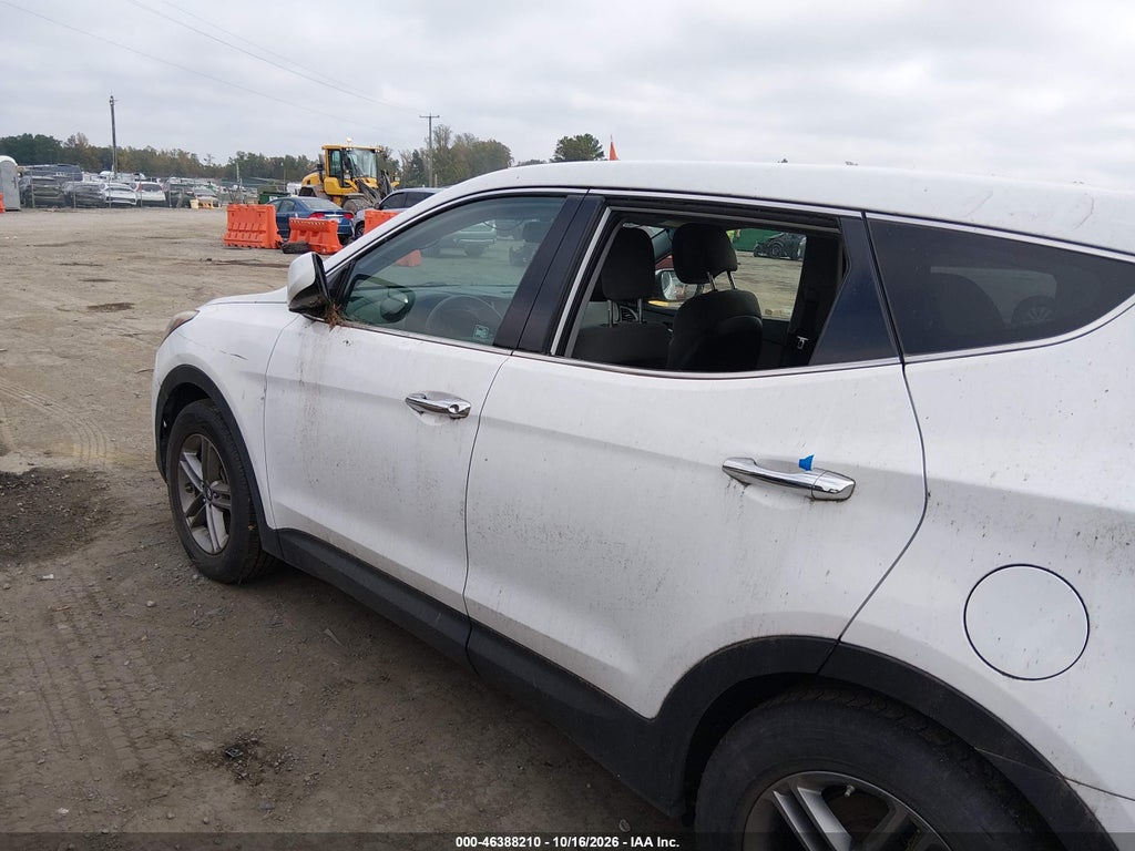 2017 Hyundai Santa FE Sport 2.4L photo 6