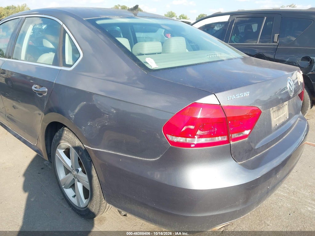 2012 Volkswagen Passat 2.0L TDI SE photo 6