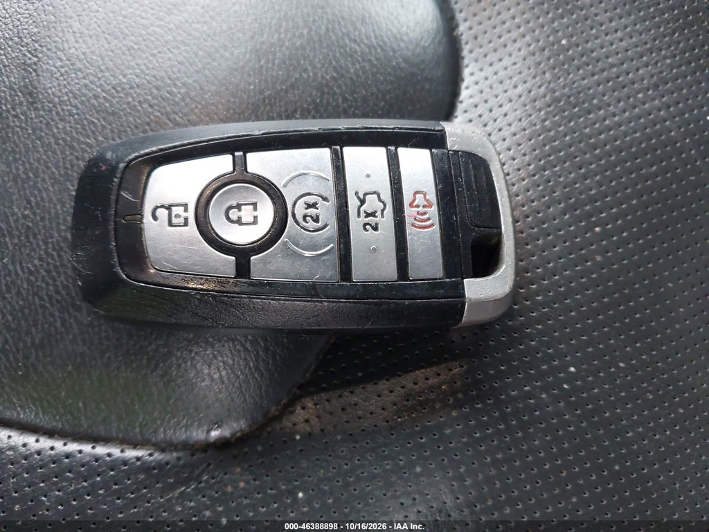 2020 Ford Fusion Hybrid Titanium photo 11