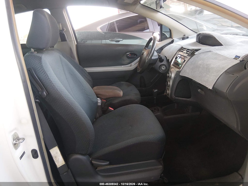 2008 Toyota Yaris photo 5