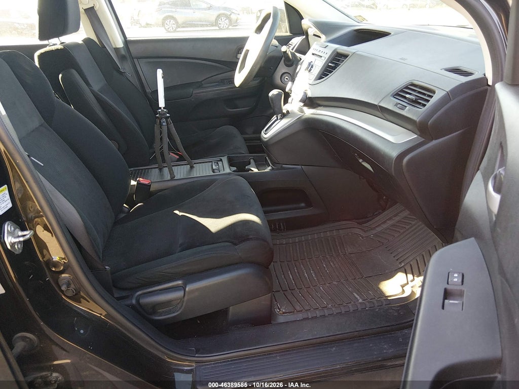 2013 Honda CR-V LX photo 5
