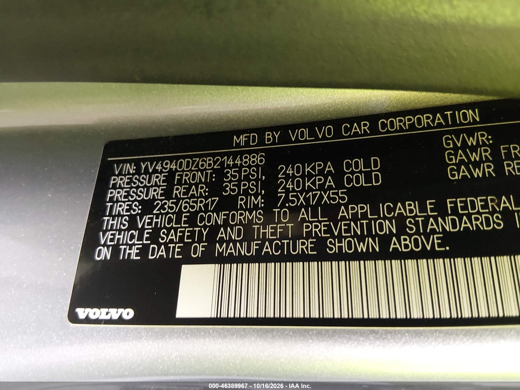 2011 Volvo XC60 3.2/3.2 R-Design photo 9