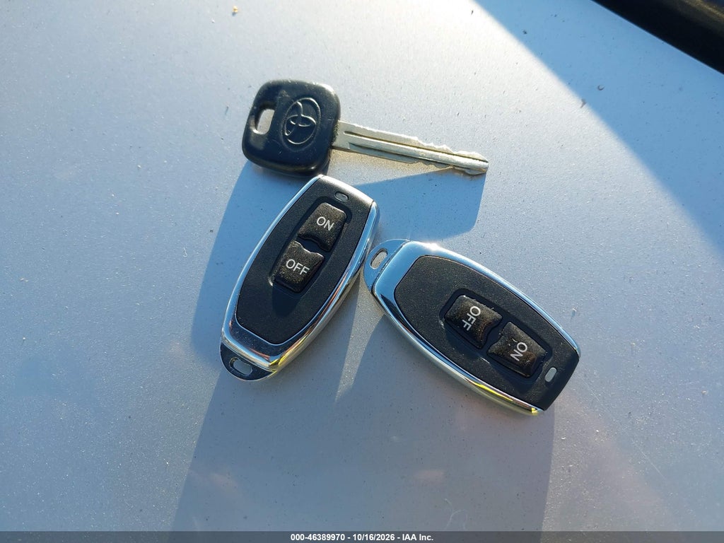 2012 Toyota Yaris photo 11