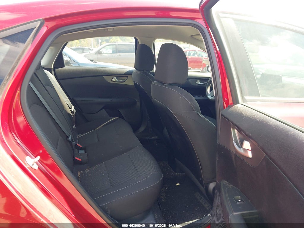 2019 Kia Forte LXS photo 8