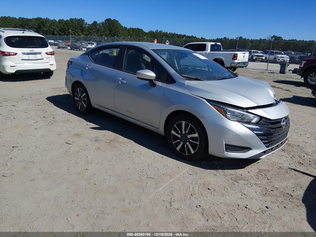 NISSAN VERSA 2025