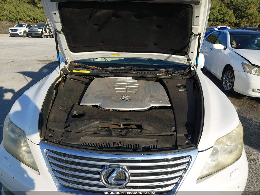 2011 Lexus LS 460 photo 10
