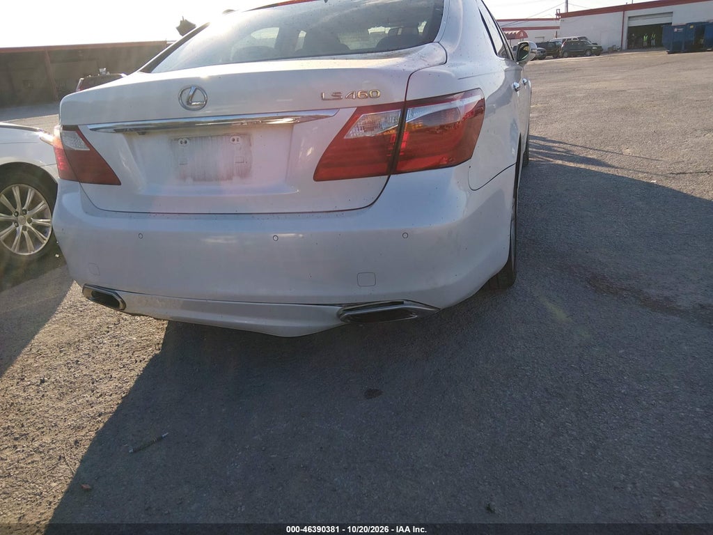2011 Lexus LS 460 photo 6