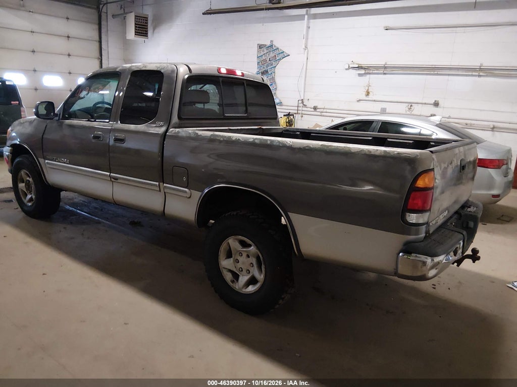 2000 Toyota Tundra SR5 V8 photo 3