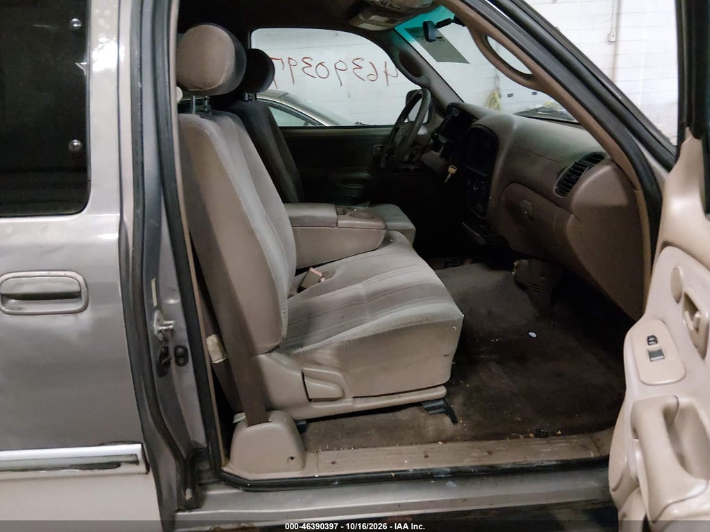 2000 Toyota Tundra SR5 V8 photo 5