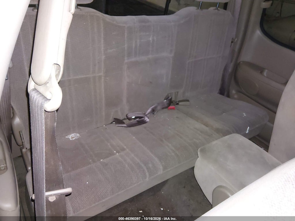 2000 Toyota Tundra SR5 V8 photo 8