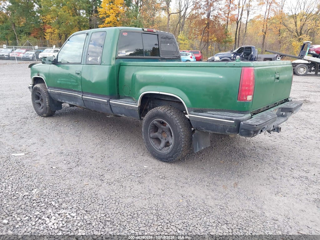 1997 Chevrolet K1500 Fleetside photo 3