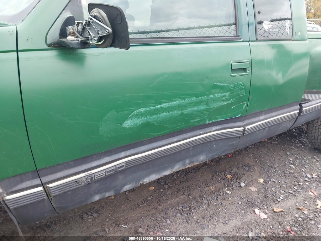 1997 Chevrolet K1500 Fleetside photo 6