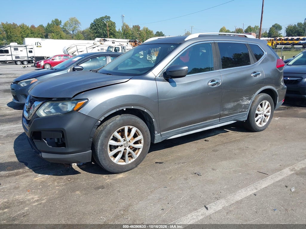 2017 Nissan Rogue SV photo 6