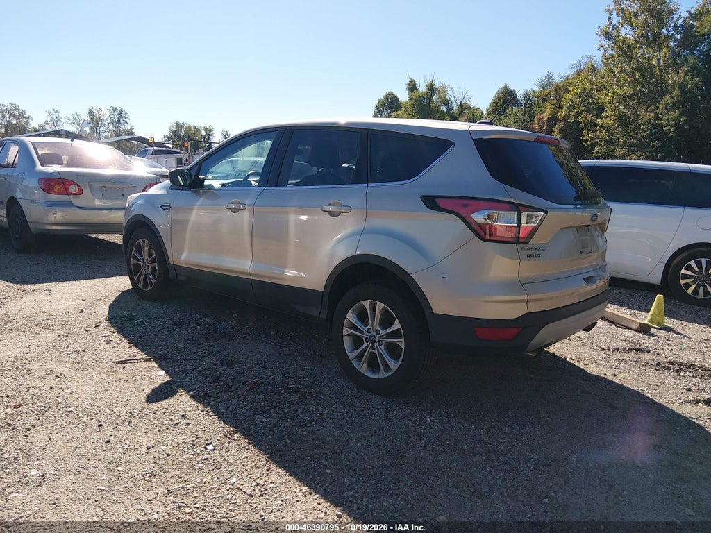 2017 Ford Escape SE photo 3