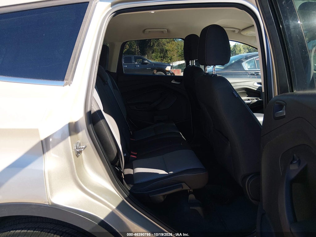 2017 Ford Escape SE photo 8
