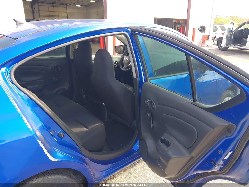 2016 Nissan Versa 1.6 S+ photo 8