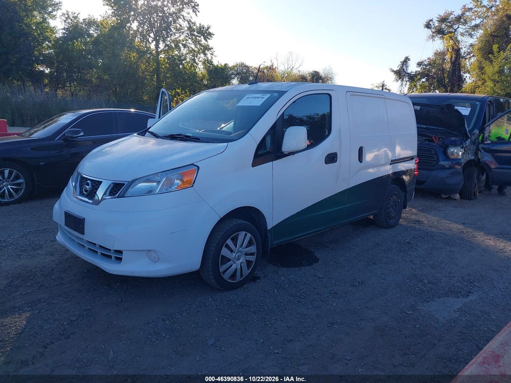 2017 Nissan NV200 SV photo 2