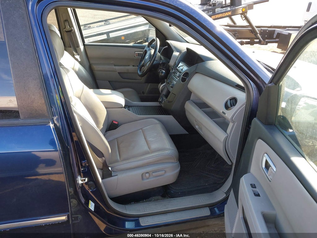 2014 Honda Pilot Touring photo 5