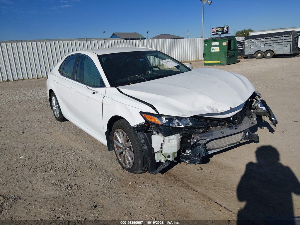 TOYOTA CAMRY 2022