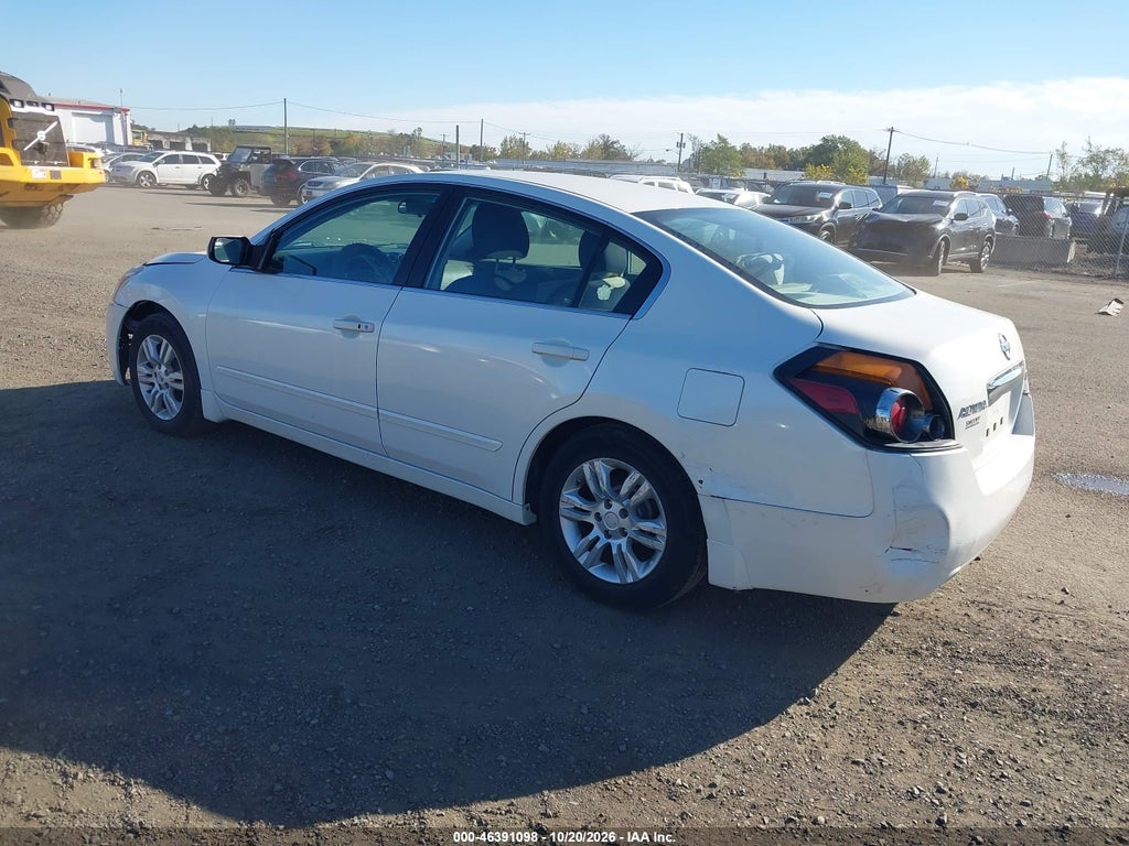 2012 Nissan Altima 2.5 S photo 3