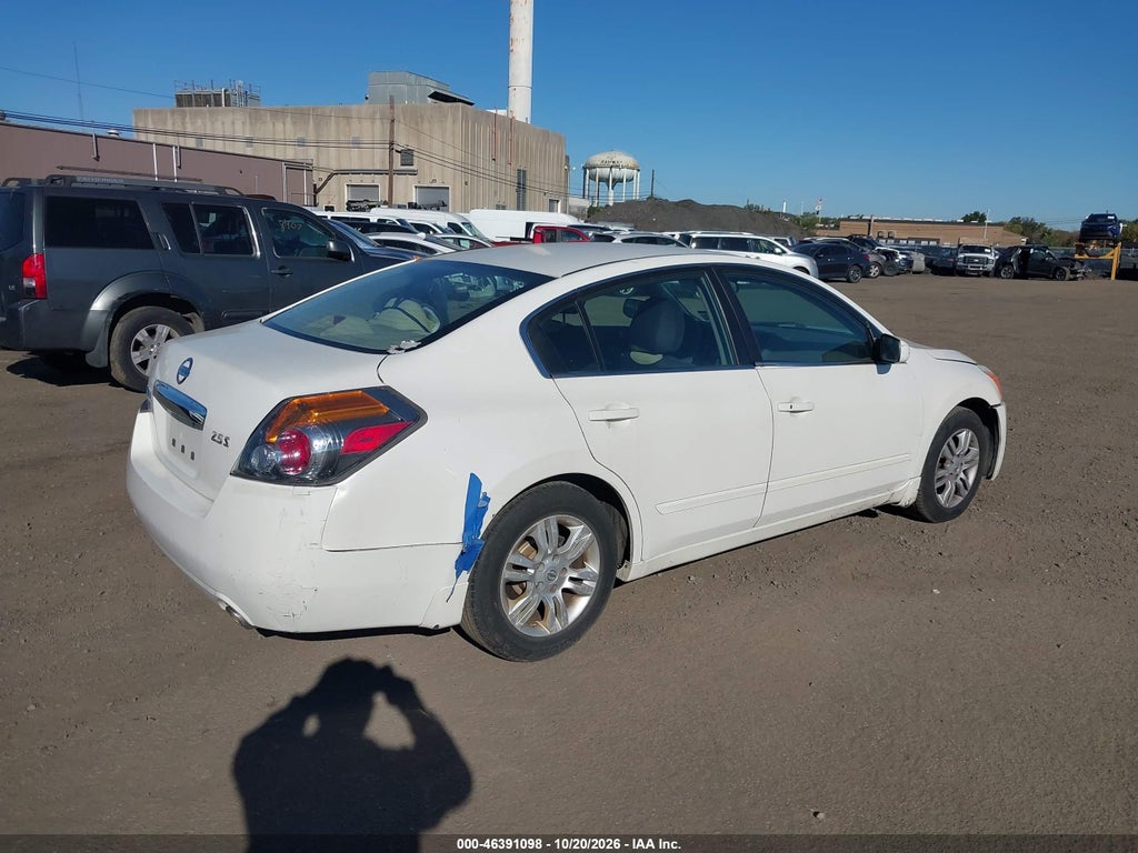 2012 Nissan Altima 2.5 S photo 6