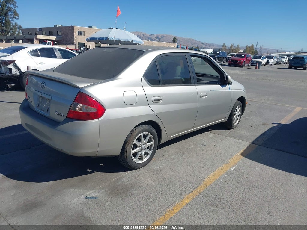 2002 Toyota Prius photo 4