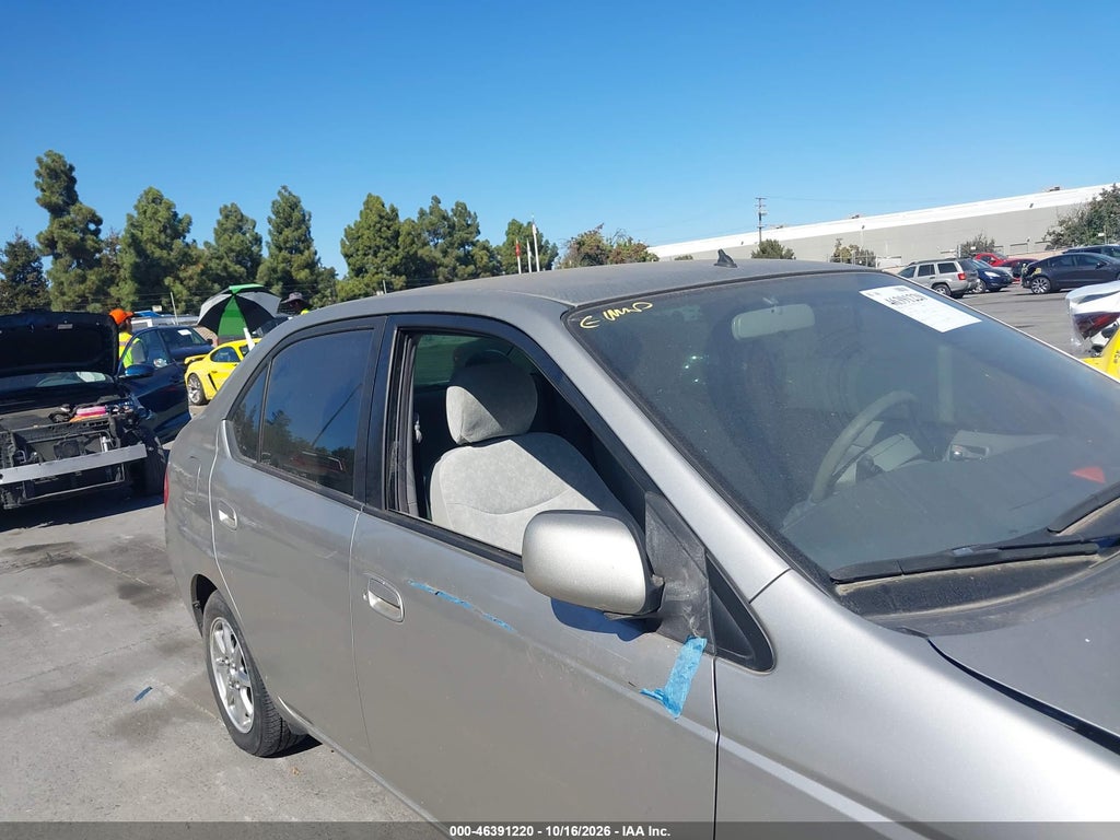2002 Toyota Prius photo 6