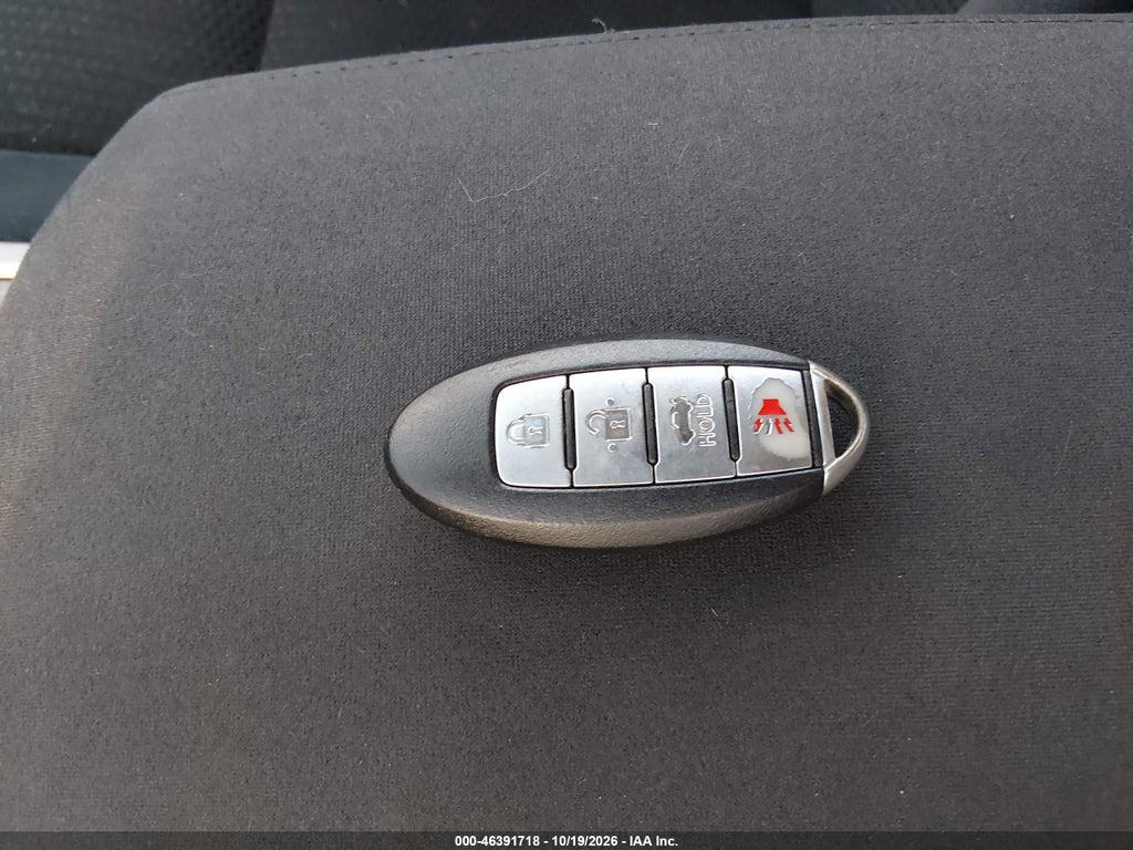 2014 Nissan Altima 2.5 SV photo 11