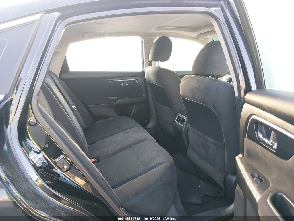 2014 Nissan Altima 2.5 SV photo 8