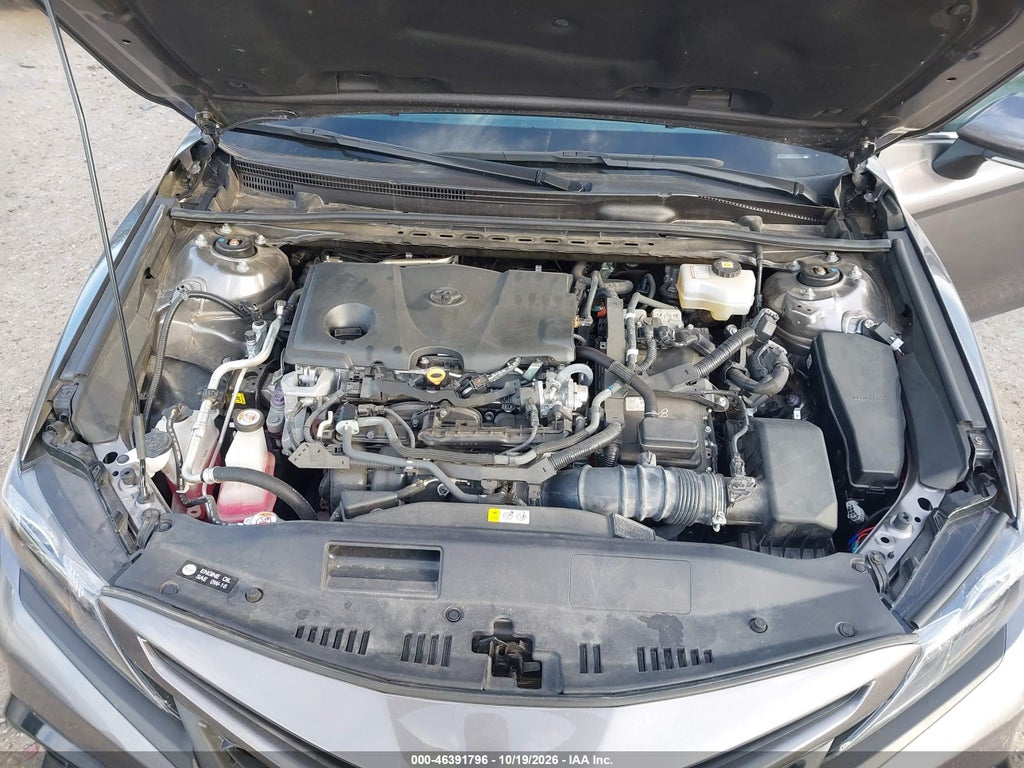 2022 Toyota Camry SE Hybrid photo 10