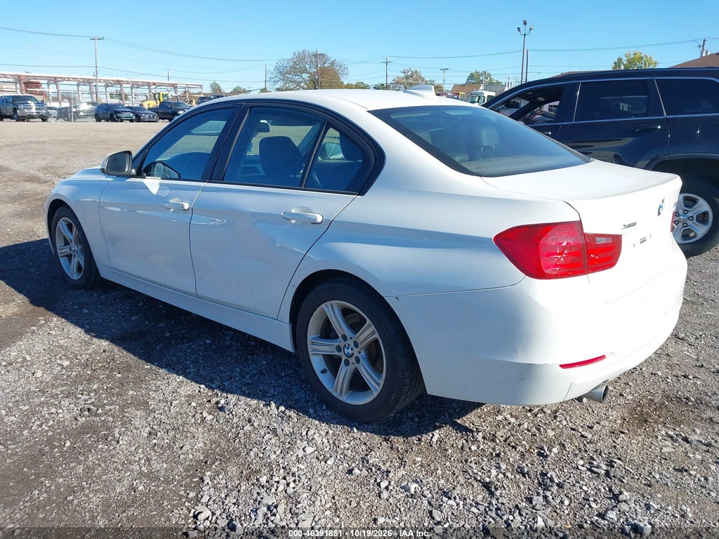 2015 BMW 320I Xdrive photo 3