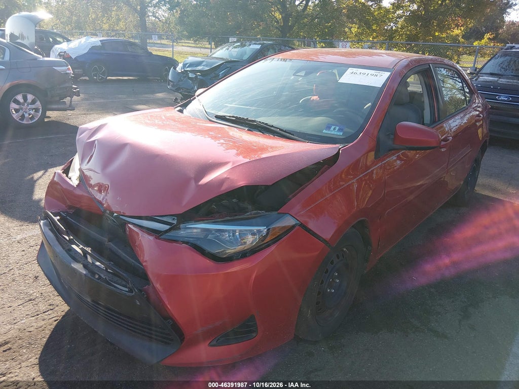 2017 Toyota Corolla LE photo 2