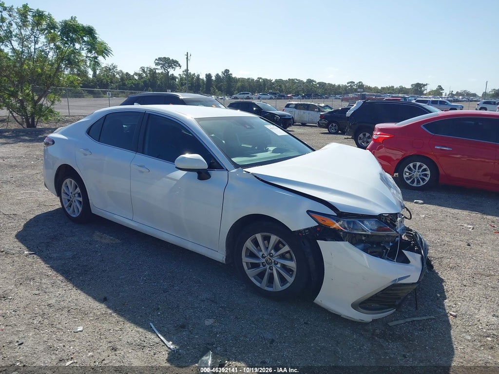 TOYOTA CAMRY 2022