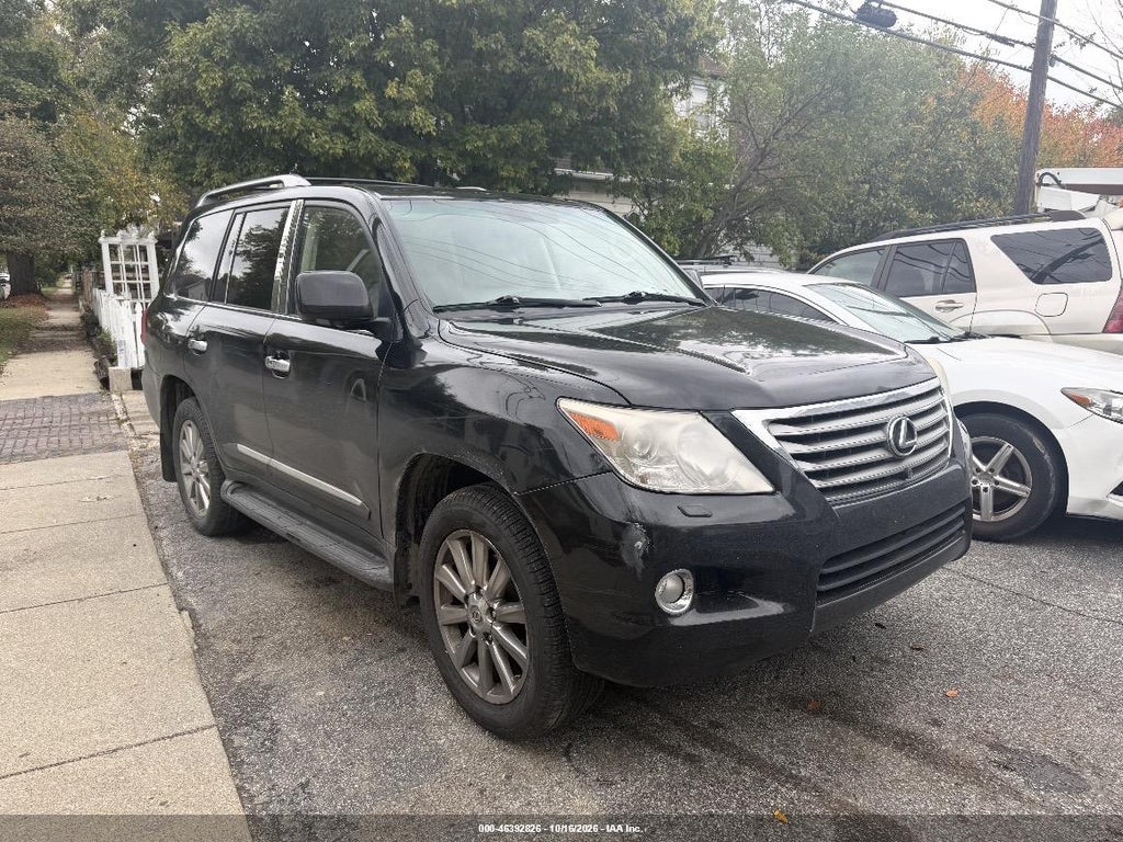 2009 Lexus LX 570 photo 1