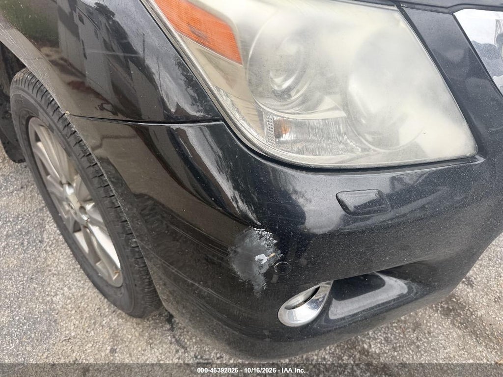2009 Lexus LX 570 photo 6