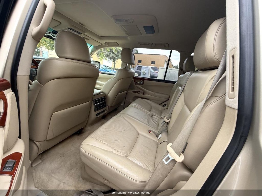 2009 Lexus LX 570 photo 8