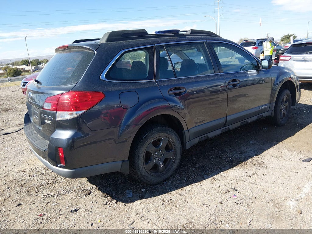 2013 Subaru Outback 2.5I photo 4
