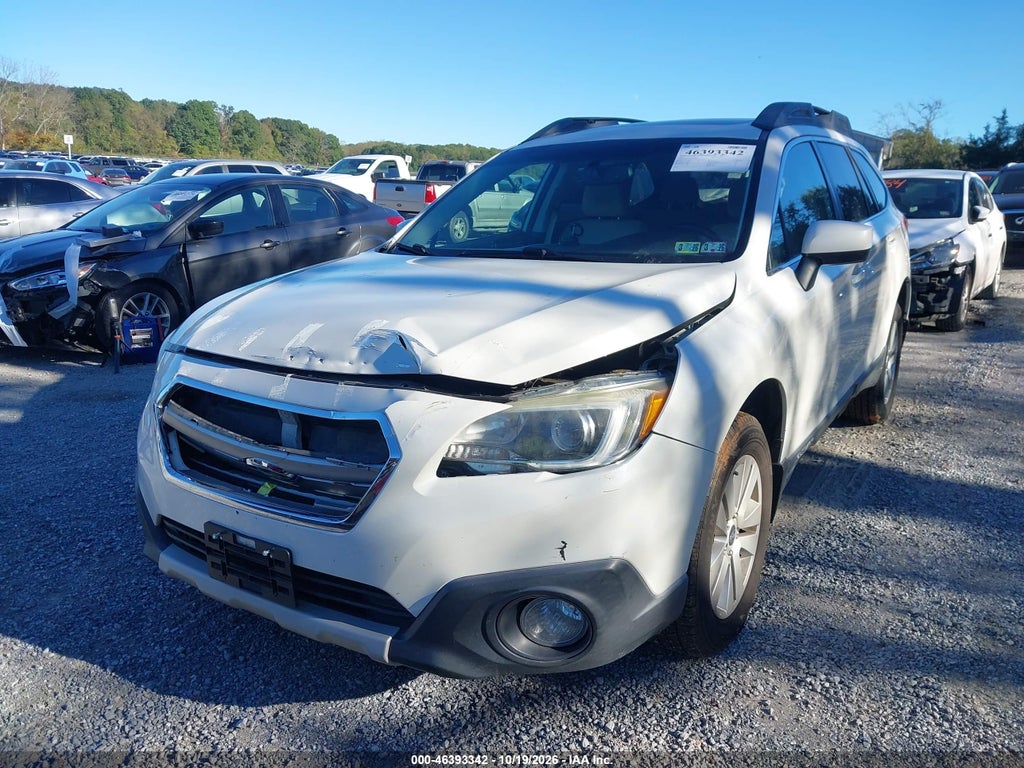 2015 Subaru Outback 2.5I Premium photo 6