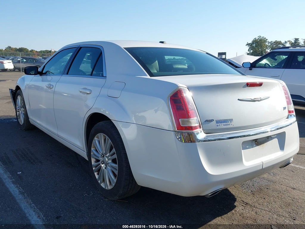 2013 Chrysler 300 Motown photo 3
